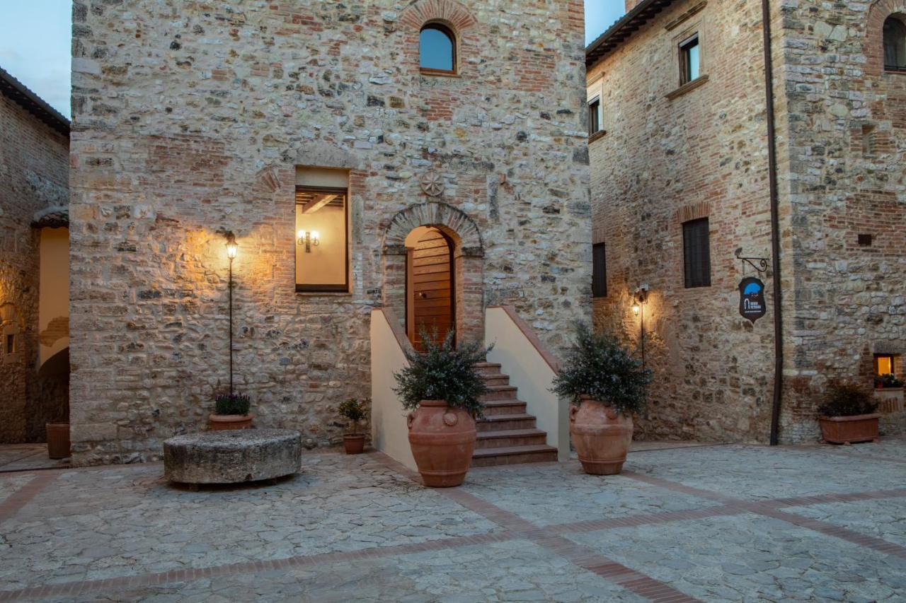 Borgo Petroro Hotel Todi Luaran gambar