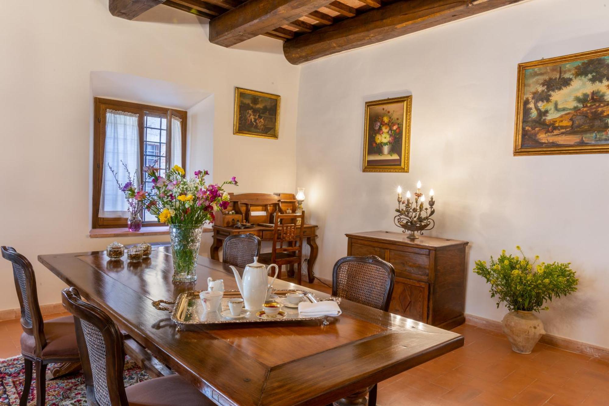 Borgo Petroro Hotel Todi Luaran gambar